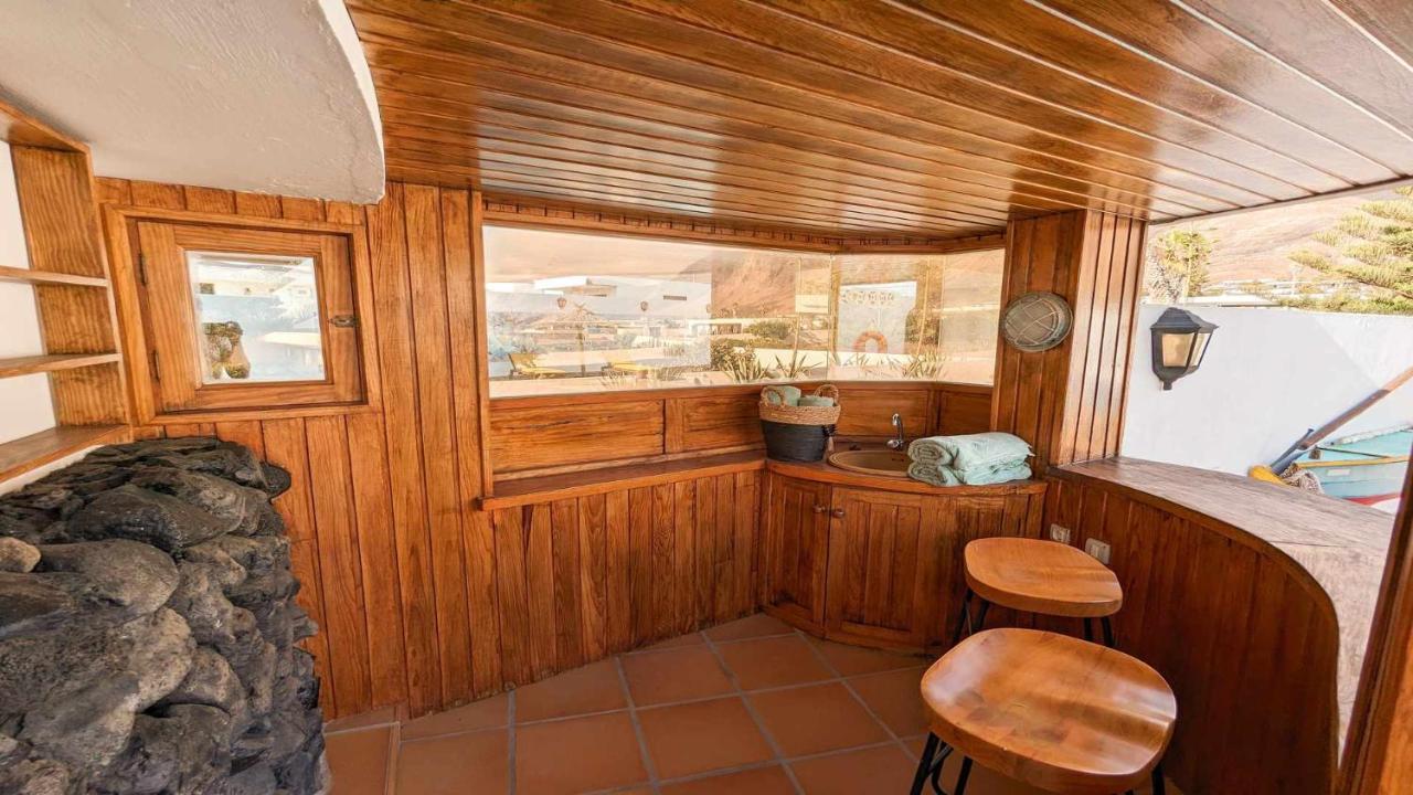 Bungalow Allende Famara Con Piscina Privada Y Ac Exterior foto